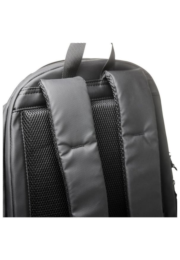 Plecak Trunk Travel Backpack - plecak z kieszenią na laptop (black)