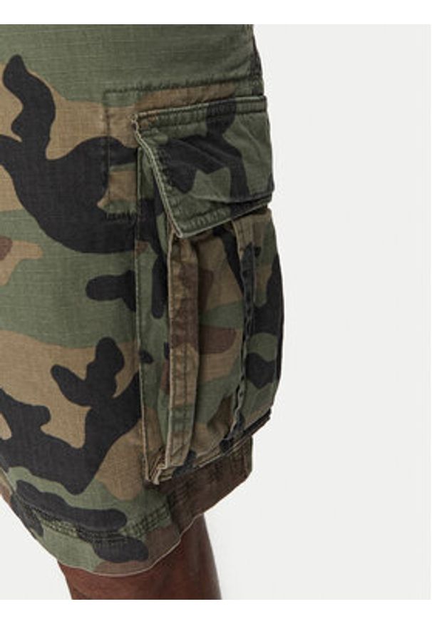 GAP - Gap Szorty materiałowe 880822-01 Zielony Relaxed Fit. Kolor: zielony. Materiał: bawełna