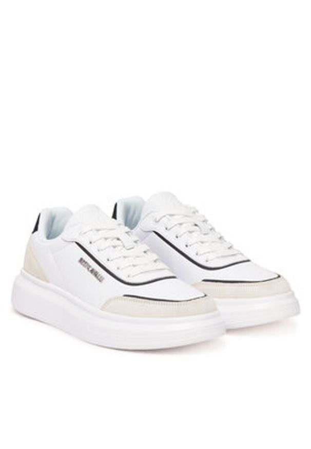 Just Cavalli Sneakersy 78QA3SBD Biały. Kolor: biały. Materiał: skóra