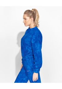 LOVE & ROSE - Niebieska bluza dresowa Kelly. Kolor: niebieski. Materiał: dresówka