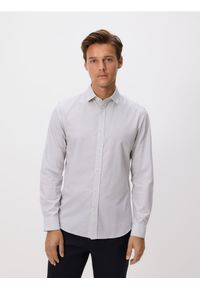 Reserved - Koszula slim z bawełny egipskiej - beżowy. Kolor: beżowy. Materiał: bawełna