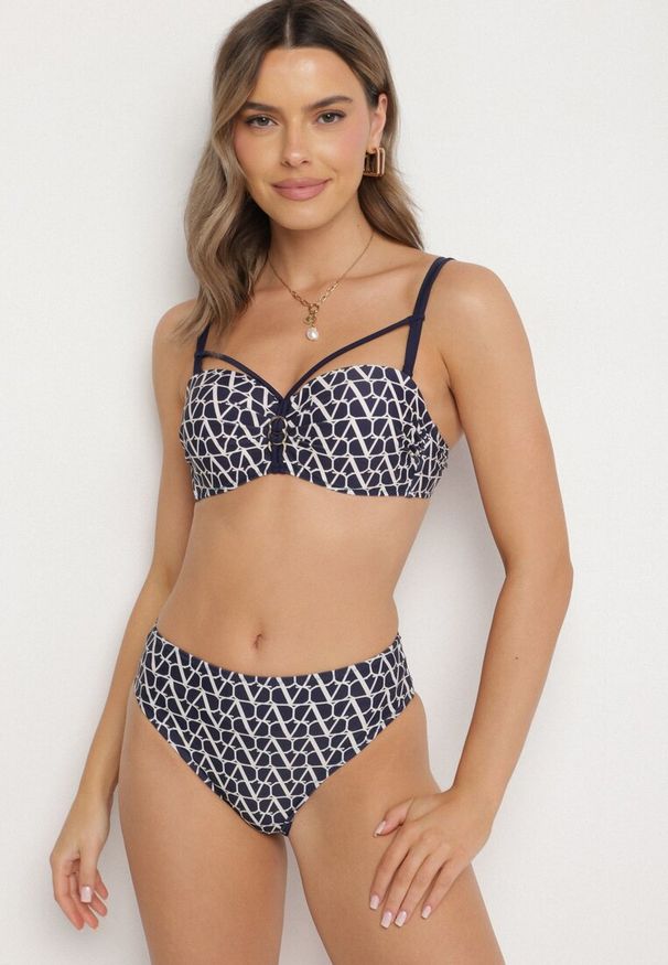 Born2be - Granatowe Bikini Biustonosz z Ozdobnymi Paskami i Majtki Figi Linadora. Kolor: niebieski. Wzór: haft