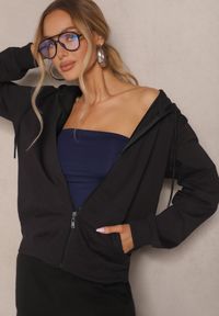 Renee - Czarna Rozpinana Bluza z Bawełny z Kapturem Ozdobiona Sznurkami Telidwena. Okazja: na co dzień. Typ kołnierza: kaptur. Kolor: czarny. Materiał: bawełna. Wzór: aplikacja. Styl: elegancki, casual #5