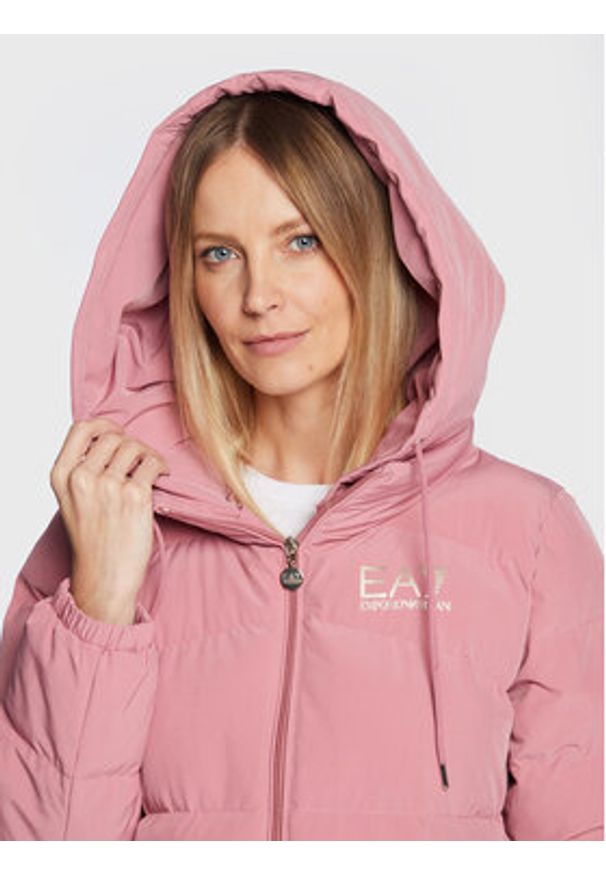 EA7 Emporio Armani Kurtka zimowa 6LTK09 TN5VZ 0438 Różowy Regular Fit. Kolor: różowy. Materiał: syntetyk. Sezon: zima