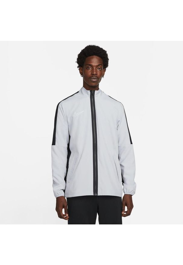 Bluza piłkarska męska Nike Academy 23. Kolor: szary, wielokolorowy. Sport: piłka nożna