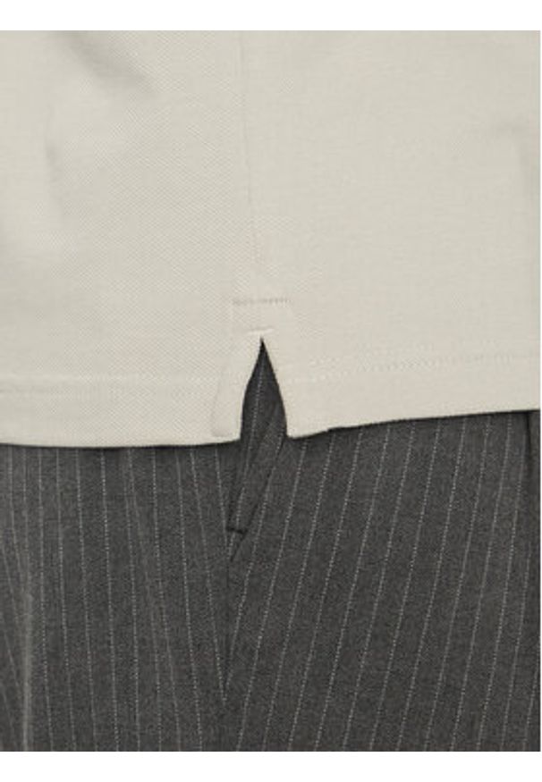 Calvin Klein Polo K10K111196 Szary Slim Fit. Typ kołnierza: polo. Kolor: szary. Materiał: bawełna