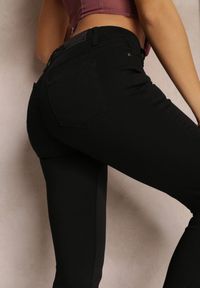 Renee - Czarne Jeansy o Fasonie Skinny z Przetarciami na Krawędziach Ommath. Kolor: czarny #5