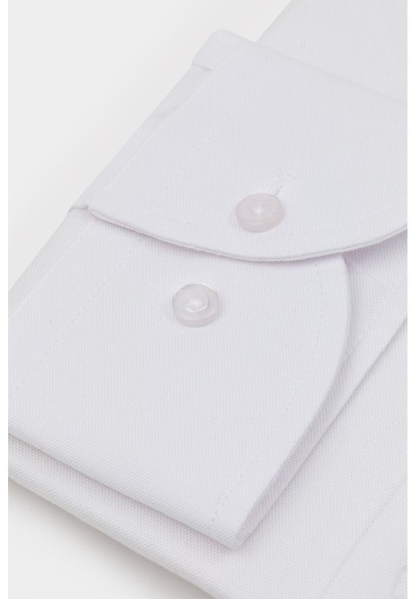 Pako Lorente - PAKO LORENTE – Koszula męska w kolorze białym P000B-1X-051-B-S. Typ kołnierza: kołnierzyk włoski. Kolor: biały. Materiał: bawełna. Długość rękawa: długi rękaw. Długość: długie. Wzór: gładki. Styl: elegancki