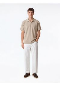 Reserved - Bawełniane polo regular fit - beżowy. Kolor: beżowy. Materiał: bawełna