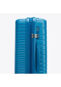 Wittchen - Zestaw walizek z polipropylenu z błyszczącymi paskami niebieski. Kolor: niebieski. Wzór: paski, aplikacja. Styl: elegancki #6