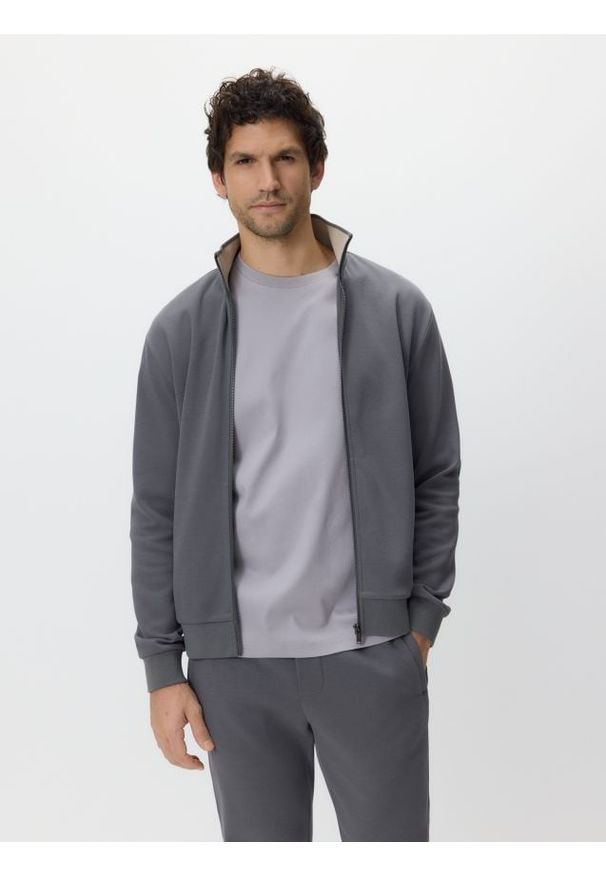 Reserved - Bluza ze stójką - ciemnoszary. Kolor: szary. Materiał: dzianina, bawełna