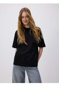 Reserved - Bawełniany t-shirt oversize - czarny. Kolor: czarny. Materiał: bawełna