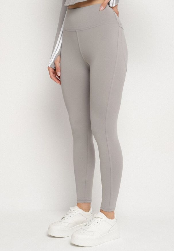 Born2be - Jasnoszare Legginsy z Modelującymi Przeszyciami Selettia. Okazja: na co dzień, na spacer. Kolor: szary. Styl: klasyczny, casual
