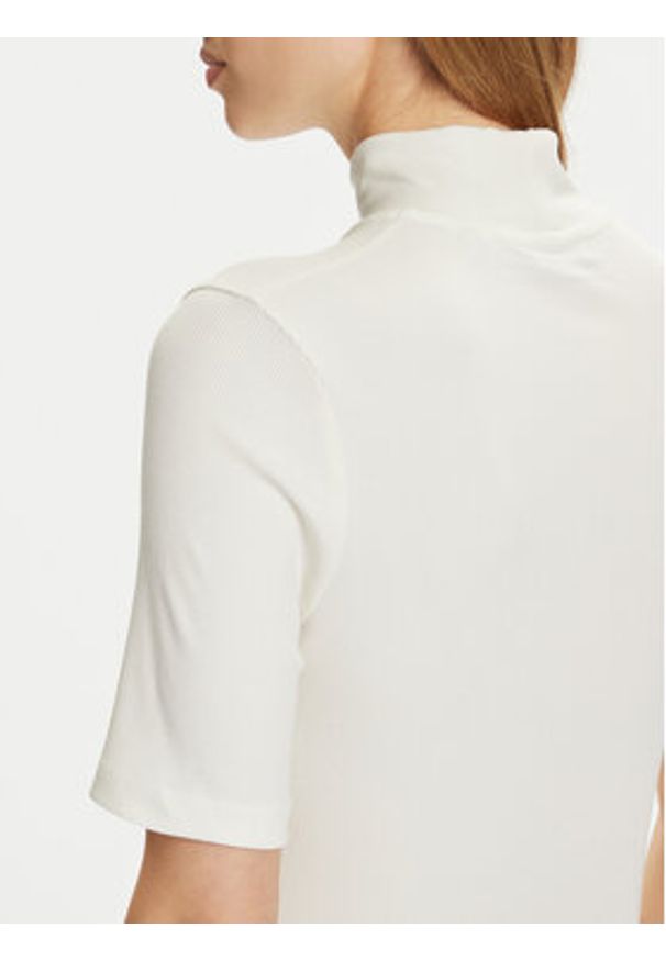 Marc O'Polo Golf M08 2076 51177 Biały Slim Fit. Typ kołnierza: golf, polo. Kolor: biały