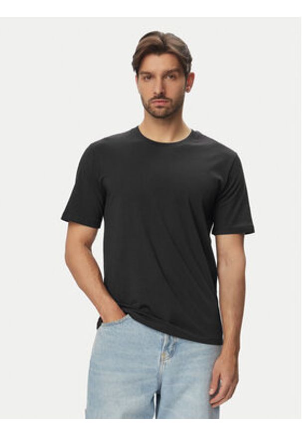 Jack & Jones T-Shirt Calm 12297701 Czarny Regular Fit. Kolor: czarny. Materiał: bawełna