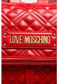 Love Moschino - Plecak. Kolor: czerwony. Materiał: syntetyk, materiał, skóra ekologiczna. Wzór: aplikacja #2