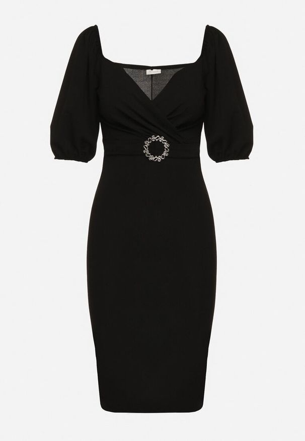 Born2be - Czarna Sukienka Dopasowana z Paskiem i Klamrą w Talii oraz Bufiastymi Rękawami Lurdia. Okazja: na ślub cywilny, na wesele. Kolor: czarny. Wzór: aplikacja. Styl: elegancki