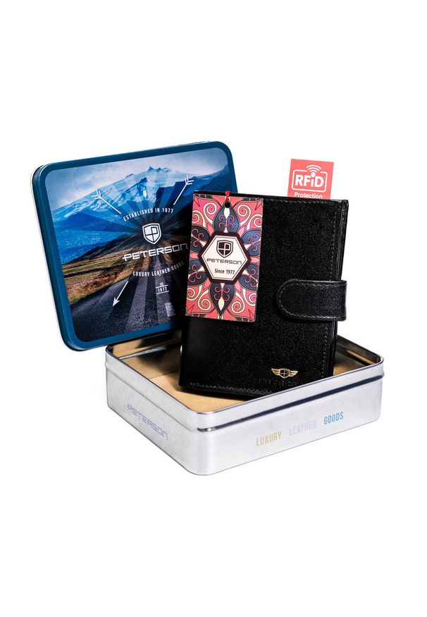 Portfel skórzany Peterson czarny PTN 339ZA-5880 BLACK. Kolor: czarny. Materiał: skóra