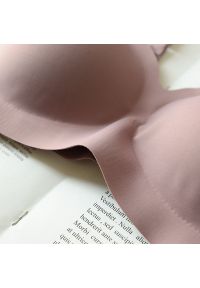 Intica - Biustonosz piankowy bez fiszbin z regulowanymi ramiączkami Anastassiya. Kolor: beżowy. Materiał: materiał #6