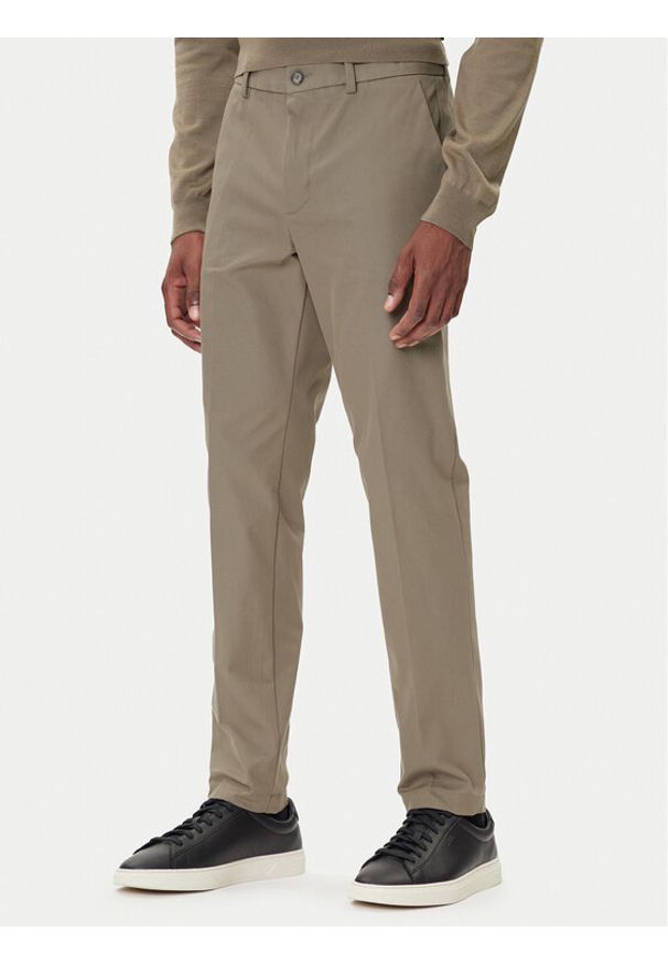 BOSS Chinosy P-Kaiton1 50543945 Beżowy Slim Fit. Kolor: beżowy. Materiał: syntetyk