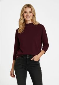 Volcano - Burgundowy sweter S-TILLY. Kolor: czerwony. Materiał: dzianina, poliamid, wiskoza, materiał, włókno, prążkowany. Długość rękawa: krótki rękaw. Wzór: gładki, prążki. Styl: elegancki #1