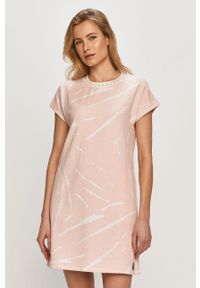 DKNY - Dkny - Koszula nocna. Kolor: różowy. Materiał: bawełna, poliester, dzianina, elastan. Długość: krótkie. Wzór: nadruk #1
