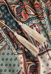 Renee - Zielona Wiskozowa Sukienka o Kopertowym Kroju w Print Patchwork Grehan. Kolor: zielony. Materiał: wiskoza. Długość rękawa: na ramiączkach. Wzór: nadruk. Typ sukienki: kopertowe. Styl: boho, wakacyjny. Długość: maxi #2