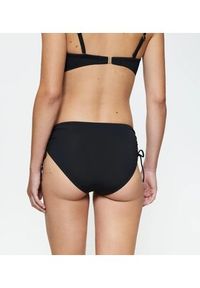 Triumph Dół od bikini Summer Twist 10222264 Czarny. Kolor: czarny. Materiał: syntetyk
