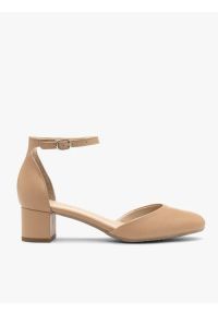 Ryłko - Beżowe czółenka z paskiem wokół kostki. Nosek buta: okrągły. Zapięcie: pasek. Kolor: beżowy. Materiał: skóra. Szerokość cholewki: normalna. Obcas: na obcasie. Styl: street. Wysokość obcasa: średni #1