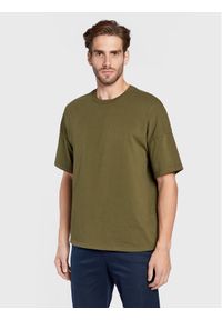 AMERICAN VINTAGE - American Vintage T-Shirt MFIZ02AH22 Zielony Regular Fit. Kolor: zielony. Materiał: bawełna. Styl: vintage