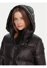 Blauer Płaszcz zimowy 25WBLDK03161 Czarny Regular Fit. Kolor: czarny. Materiał: syntetyk. Sezon: zima #4