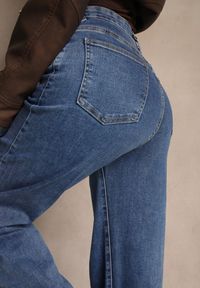 Renee - Niebieskie Jeansy Regular Waist o Szerokim Kroju Setare. Okazja: na co dzień. Kolor: niebieski. Styl: casual, elegancki #5