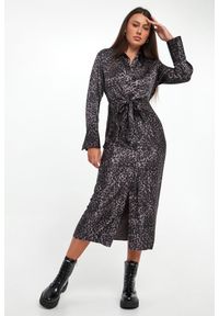Sukienka midi w panterkę DKNY. Wzór: motyw zwierzęcy. Długość: midi #1
