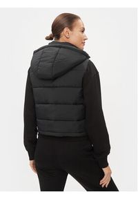 Guess Bezrękawnik Breana V4RL02 WFYE2 Czarny Regular Fit. Kolor: czarny. Materiał: syntetyk. Długość rękawa: bez rękawów
