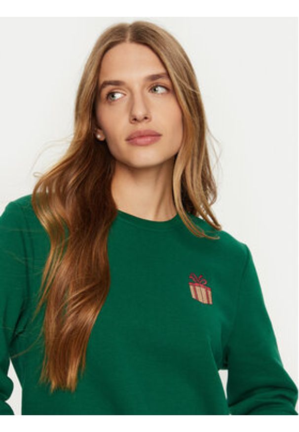 only - ONLY Bluza Yda Xmas 15270956 Zielony Regular Fit. Kolor: zielony. Materiał: bawełna