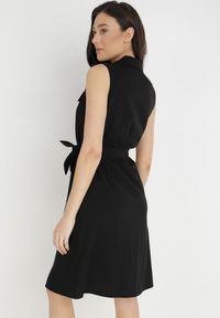 Born2be - Czarna Sukienka z Bawełny Demyllis. Kolor: czarny. Materiał: bawełna. Długość rękawa: bez rękawów. Typ sukienki: koszulowe, dopasowane. Długość: midi