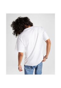 Podkoszulek Converse Con T-shirt M Chuck Patch Distort Tee, Mężczyźni. Kolor: biały. Materiał: materiał, bawełna
