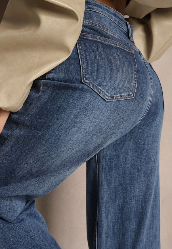Renee - Niebieskie Jeansy High Waist z Szeroką Nogawką Elzaria. Okazja: na co dzień. Stan: podwyższony. Kolor: niebieski. Styl: elegancki, casual, klasyczny