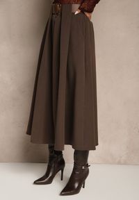 Renee - Brązowa Spódnica z Wiskozą o Rozkloszowanym Kroju z Paskiem z Klamrą Tiavela. Okazja: na co dzień. Kolor: brązowy. Materiał: wiskoza. Styl: casual, elegancki #4