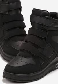 Born2be - Czarne Sneakersy na Ukrytym Koturnie z Zapięciem na Rzepy Amria. Wysokość cholewki: za kostkę. Zapięcie: rzepy. Kolor: czarny. Szerokość cholewki: normalna. Obcas: na koturnie #5