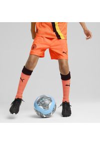 Puma - Młodzieżowe szorty KIDSUPER × MANCHESTER CITY PUMA Neon Sun Black Orange. Kolor: czarny, pomarańczowy, wielokolorowy, żółty. Sezon: lato. Sport: piłka nożna
