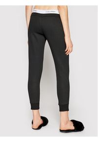 Calvin Klein Underwear Spodnie dresowe 0000QS5716E Czarny Regular Fit. Kolor: czarny. Materiał: dresówka, bawełna #2
