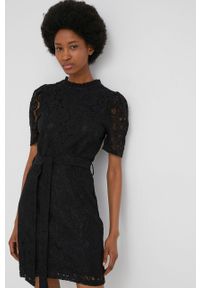 Answear Lab sukienka damska kolor czarny rozkloszowana. Kolor: czarny. Długość rękawa: krótki rękaw. Typ sukienki: rozkloszowane. Styl: wakacyjny