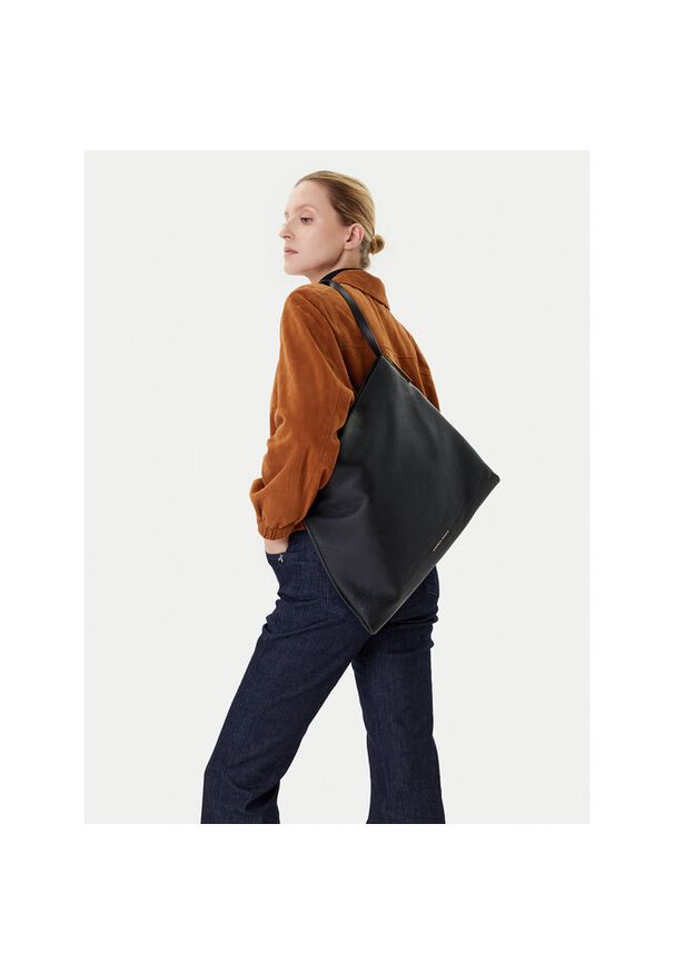 Torebka Elisabetta Franchi. Kolor: czarny