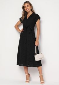 Born2be - Czarna Bawełniana Ażurowa Sukienka na Guziki o Koszulowym Kroju Wiązana Paskiem Grosofia. Okazja: na co dzień. Kolor: czarny. Materiał: bawełna. Wzór: ażurowy. Sezon: lato. Typ sukienki: koszulowe. Styl: casual, elegancki, klasyczny #4