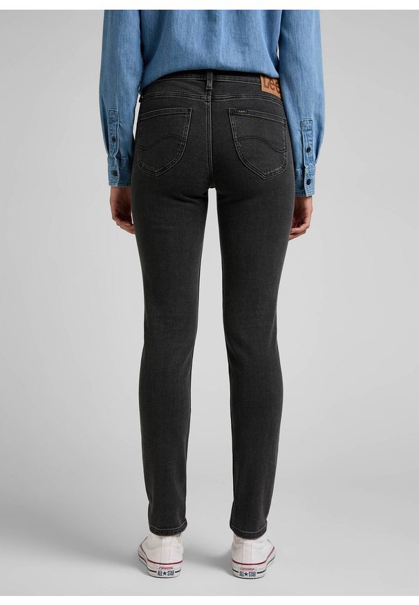 Lee - LEE SCARLETT DAMSKIE SPODNIE JEANSOWE BLACK MID STONE L526EPMU 112320154