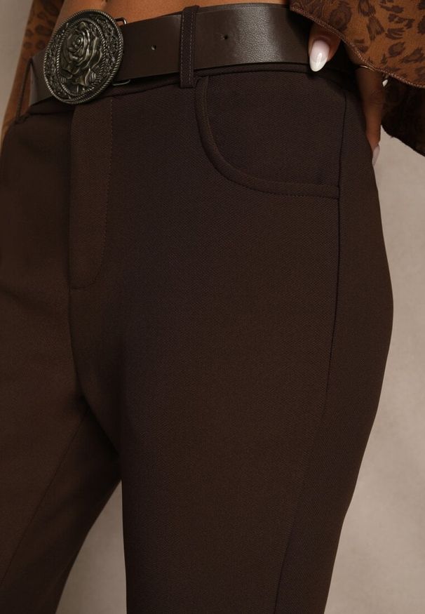 Renee - Brązowe Spodnie Flare z Wiskozy i Bawełny z Paskiem w Kowbojskim Stylu Tusiera. Kolor: brązowy. Materiał: bawełna, wiskoza. Wzór: haft. Styl: boho