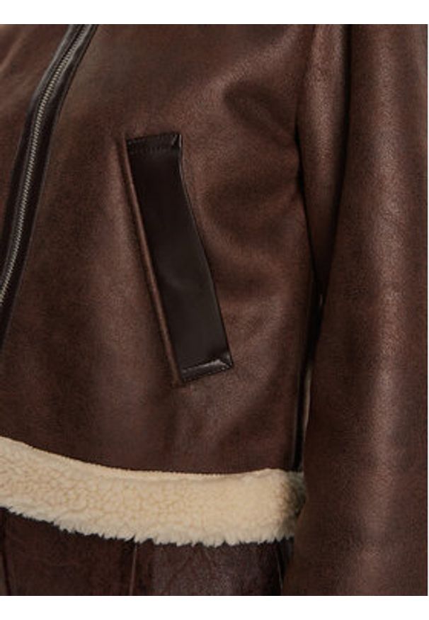 only - ONLY Kurtka z imitacji skóry Betty 15322046 Brązowy Regular Fit. Kolor: brązowy. Materiał: skóra