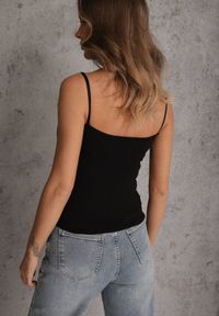 Renee - Czarny Top z Wiskozy na Podwójnych Ramiączkach Indrea. Okazja: na co dzień. Kolor: czarny. Materiał: wiskoza. Długość rękawa: na ramiączkach. Styl: casual, klasyczny #2