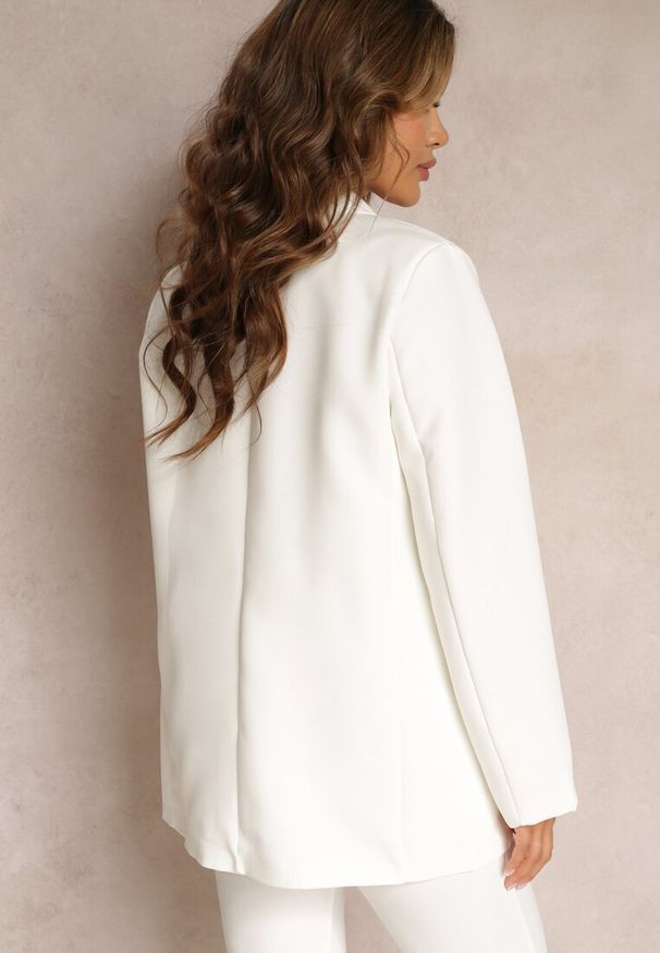 Renee - Biała Marynarka Oversize Niezapinana Charme. Kolor: biały. Materiał: materiał